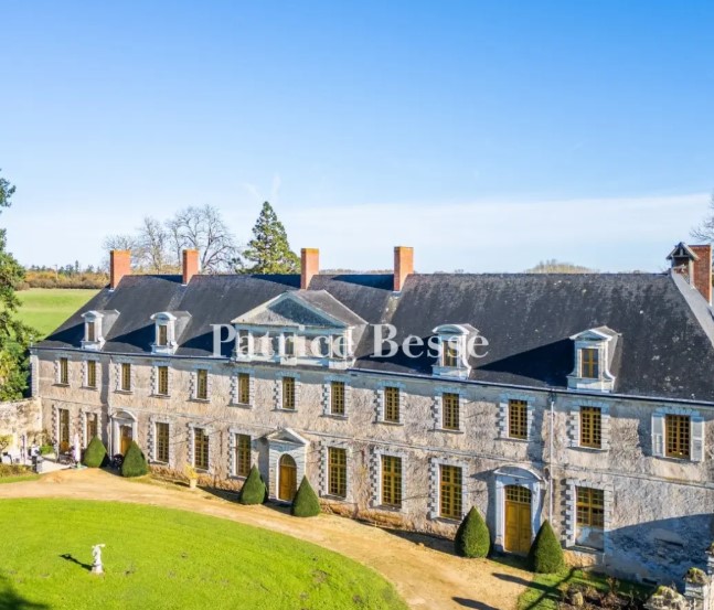 Haras CSO Normes FEI — 55 boxes – Photo 1