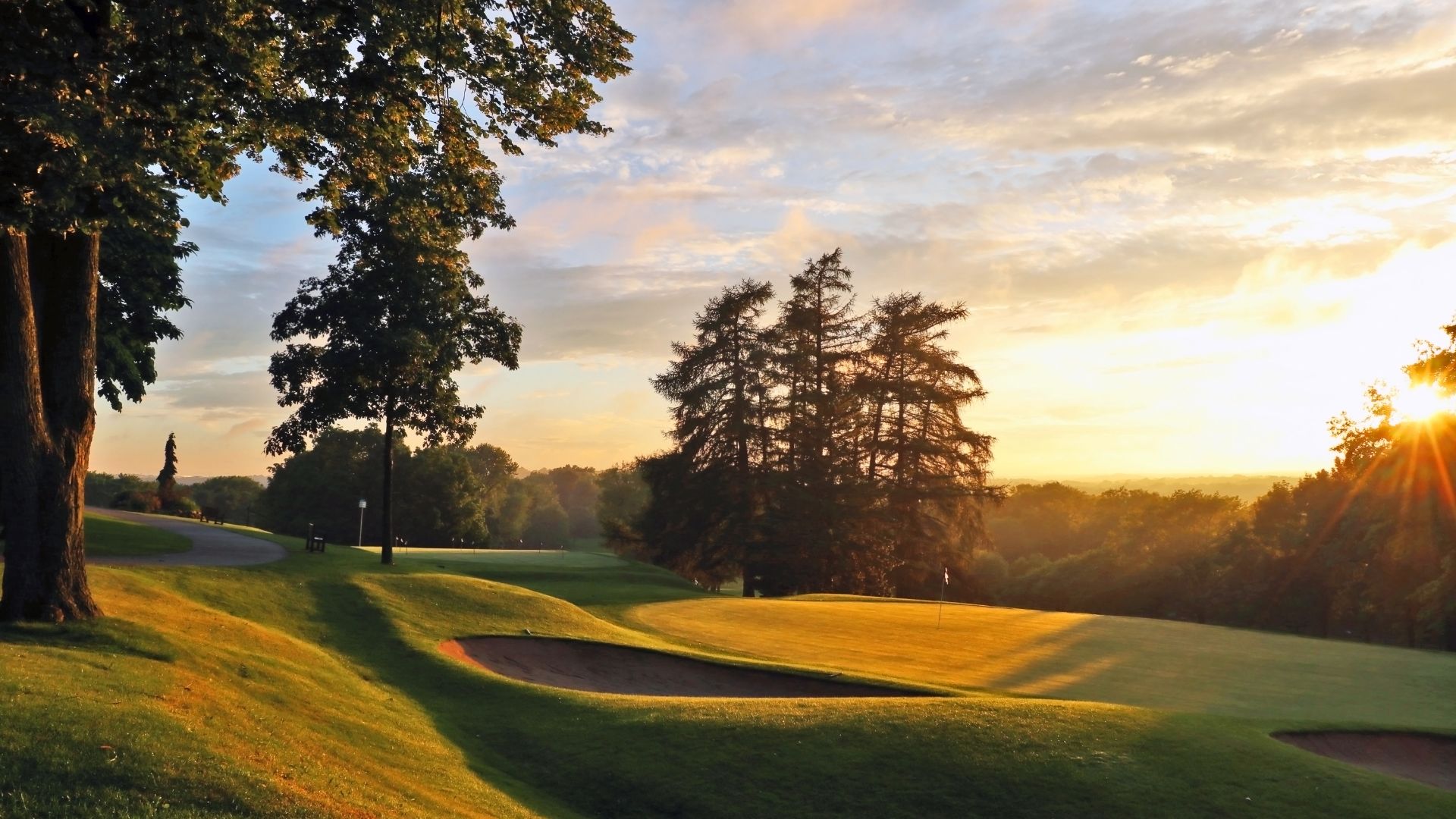 Golf 18 Trous Championship & Club-House de Luxe — Front de mer normand